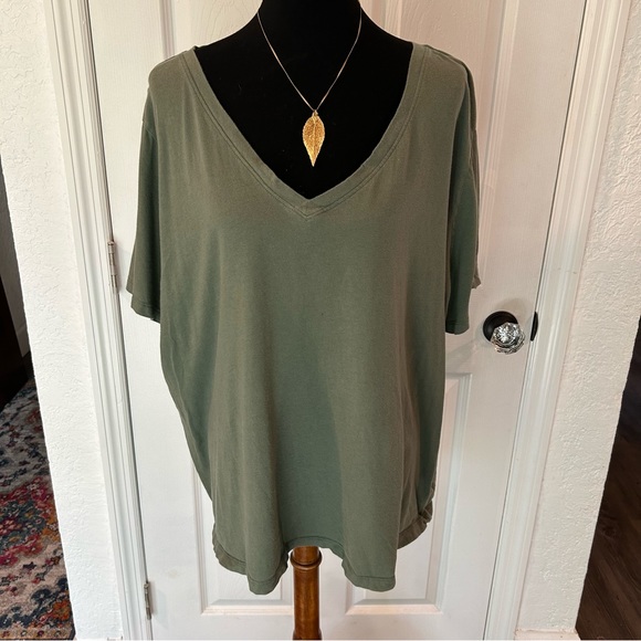 Ava & Viv 100% Cotten V-Neck T-Shirt | Olive Green | Size XXL - Picture 2 of 5